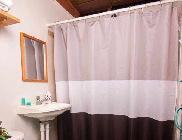 Photo of the Soulara Queen Suite bathroom