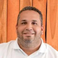 Headshot of Bryan Mora